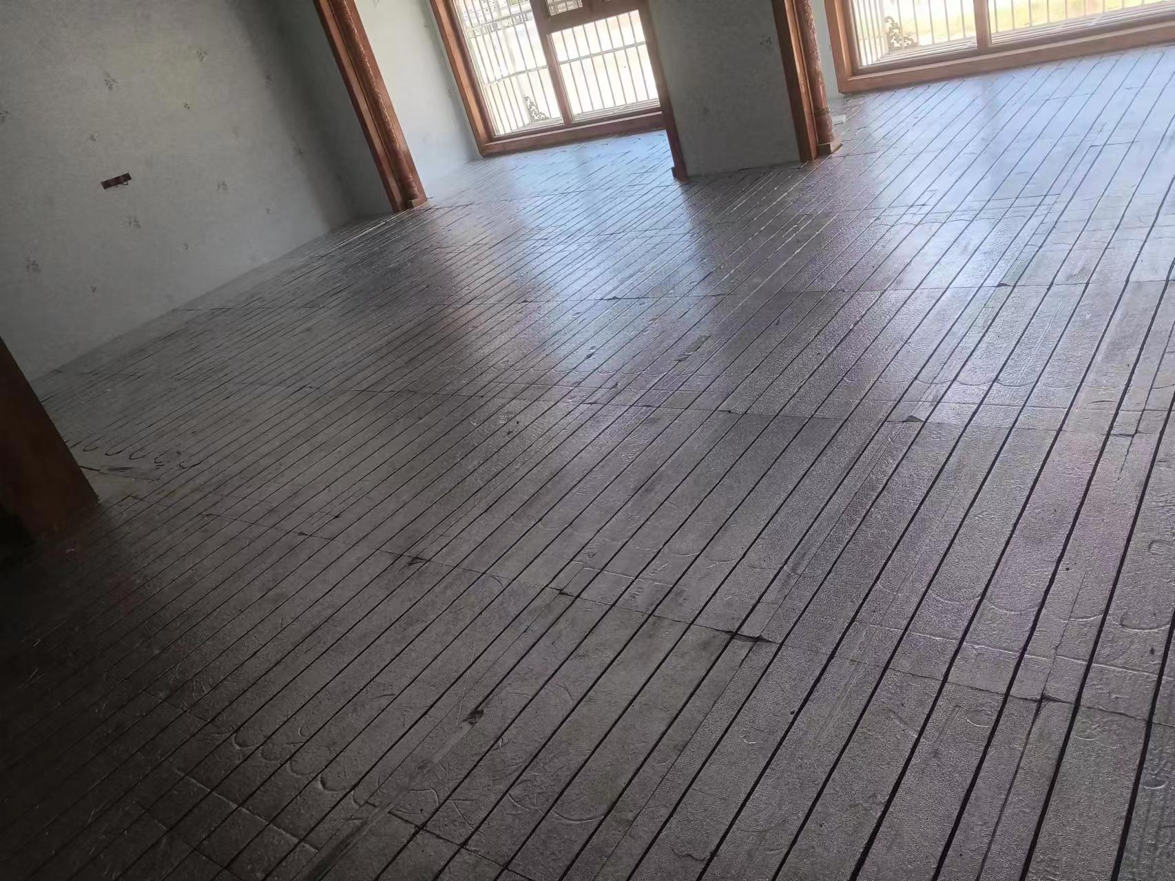 干鋪合金纜線